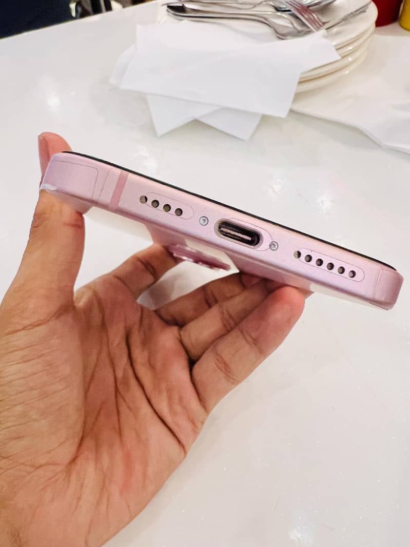 iPhone 15 Plus JV (128 GB, Pink) 3