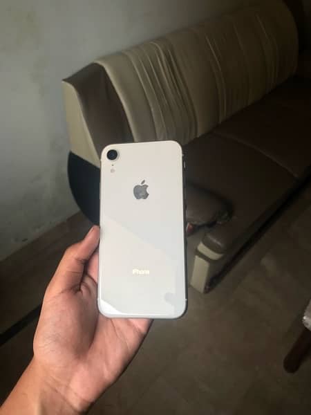 iPhone Xr 1