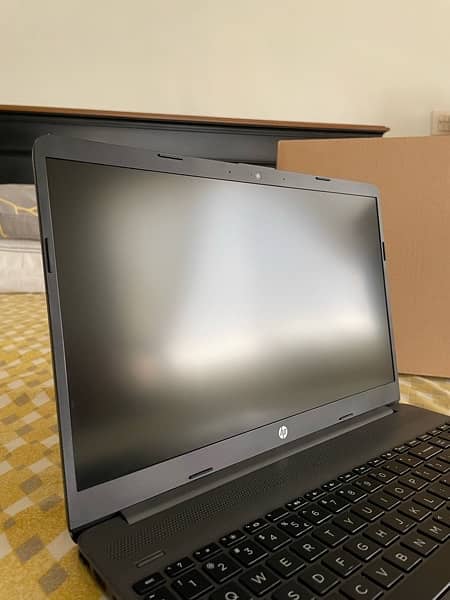 HP 250 G9 Core i3 12th Gen 512 GB SSD Laptop 5