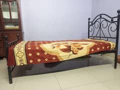 SINGLE IRON BED 0