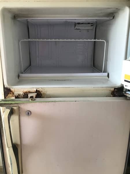 Philco Refrigerator for sale 7