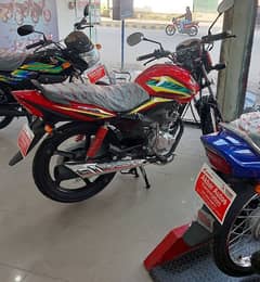 Brandnew Honda CB125F (Cocktail Red)