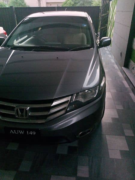 Honda City Family Car in Excellent Condition for Sale- Lahore 3