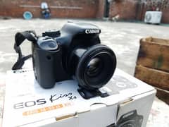 I'm selling my Canon 550D With 50MM