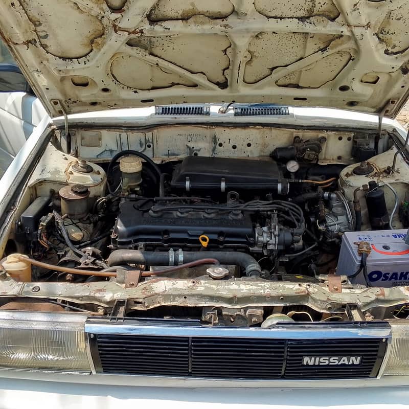 Nissan Sunny 1989 17