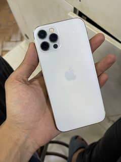 IPHONE 12 pro 128gb FACTORY UNLOCK