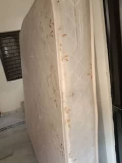 sapring mattress king size good condition 78/72 8 inch for sale