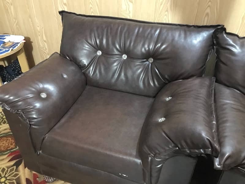 leather sofa siraf3  4  button  otray ha Baki all ok ha 4