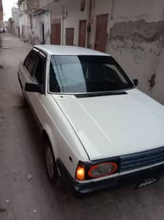 Nissan Sunny 1985