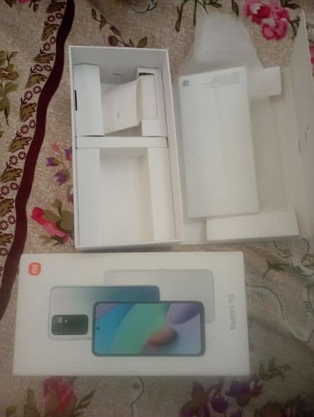 Xiaomi Redmi 10 with box 1