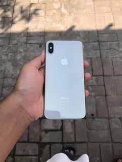 iphone Xs max pta approved