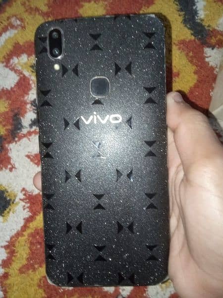 vivo v9 dual rear camera 24mp front  snapdragon 626 4gb ram 64gb rom 2