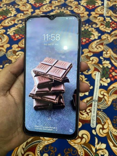 Vivo y20. . . . . . 4gb Ram. . . 64 phone Storage 3