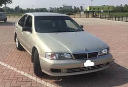 Nissan Sunny 2000