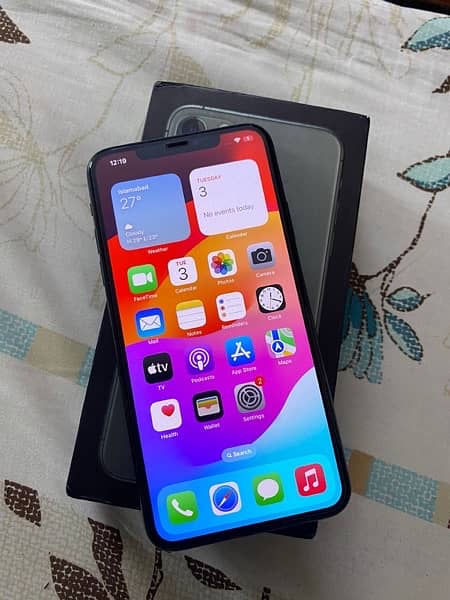 iphone 11 pro max, dual sim pta approved. 5