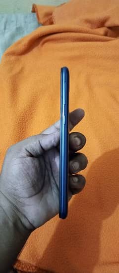 Samsung mobail using 2gb ram 32 gb memerry