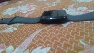 Apple watch series 8 45mm not iCloud locked ha