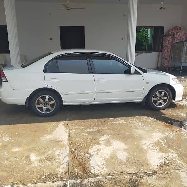 Honda Civic EXi 2005 3