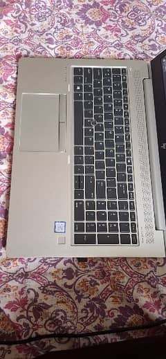 HP Elitebook
core i7 8th generation (8550U CPU)
16 GB RAM
512 NVMe