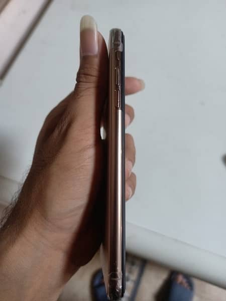 iPhone xsmax 256gb read ad 3