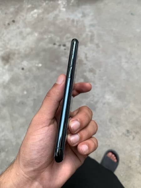 Iphone 11 pro (64)gb (jv) 1