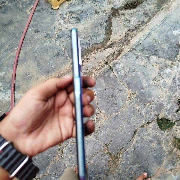 urgent best mobile 10/10 good condition almost new 2