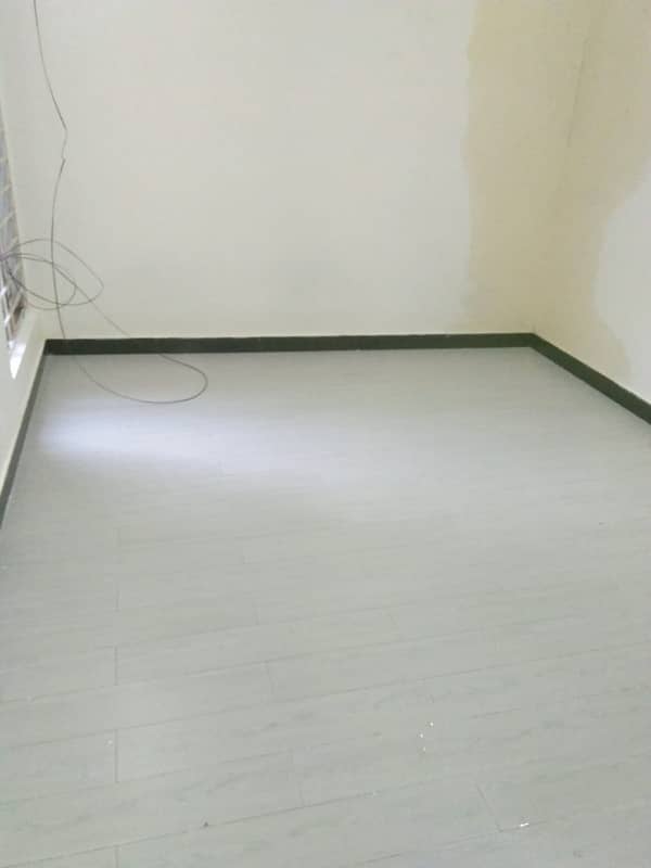 Flat For Silent Office Tile Floor 4