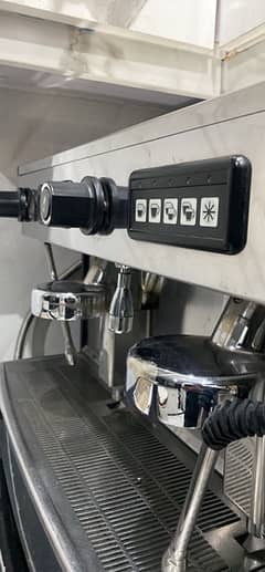 COFFEE MACHINE