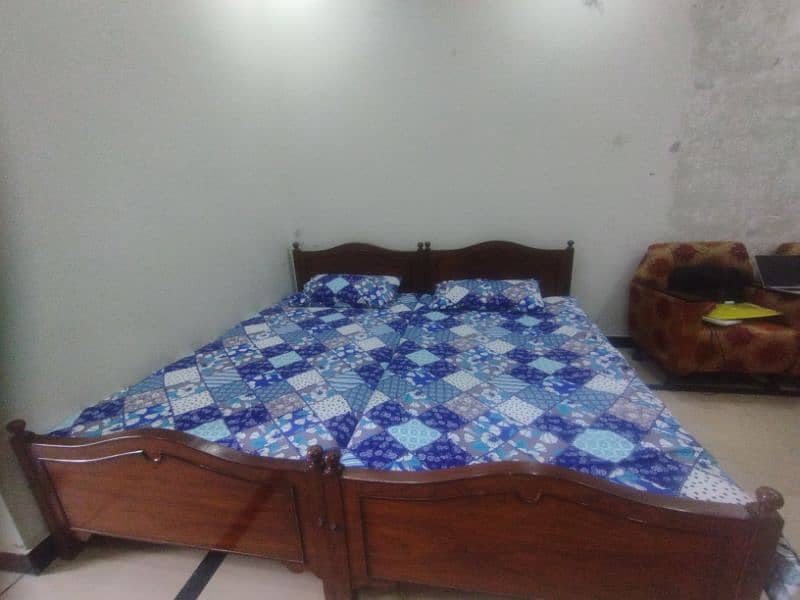 Double wooden beds + mattress 0