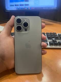 Iphone 15 Pro max (Natural titanium)