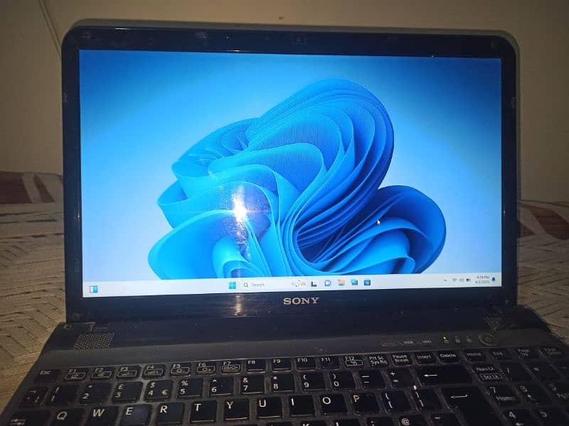 Gaming Sony Core i5 Laptop Decent Reasonable Cheap 12