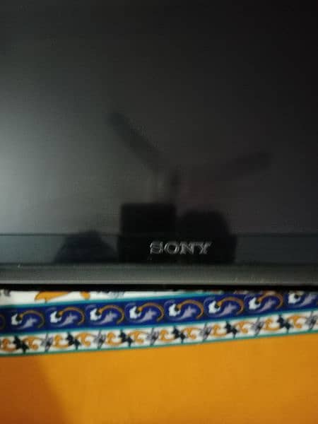 Sony (BRAVIA)  Japanese original. 1