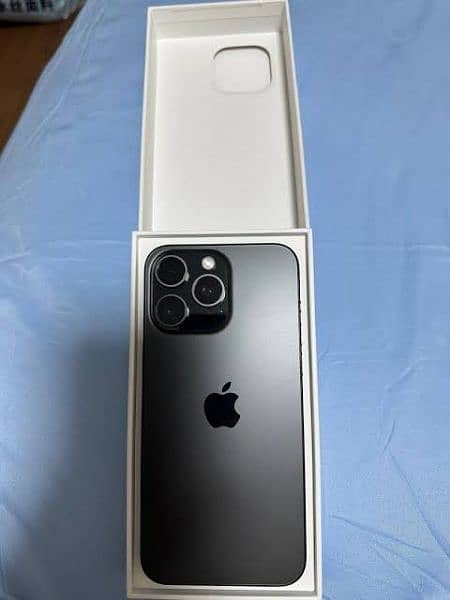 Iphone 15 Pro max Black Titanium 256 Fu 1