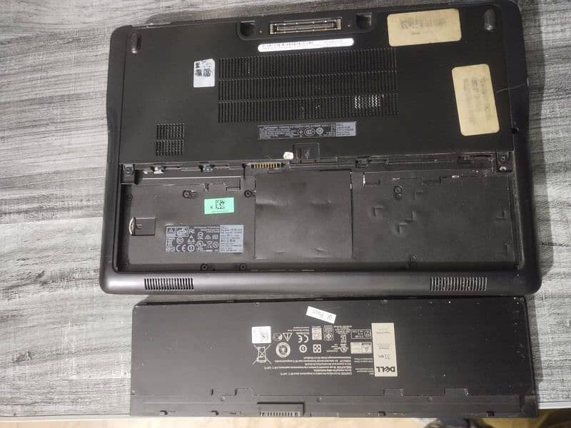 Dell latitude E 7250 laptop core i5 5th gen 3