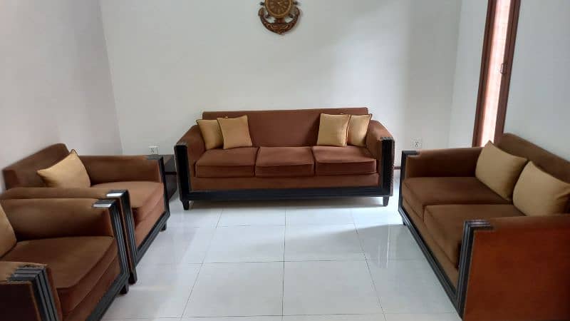 7 seater Sofa for Sale 5