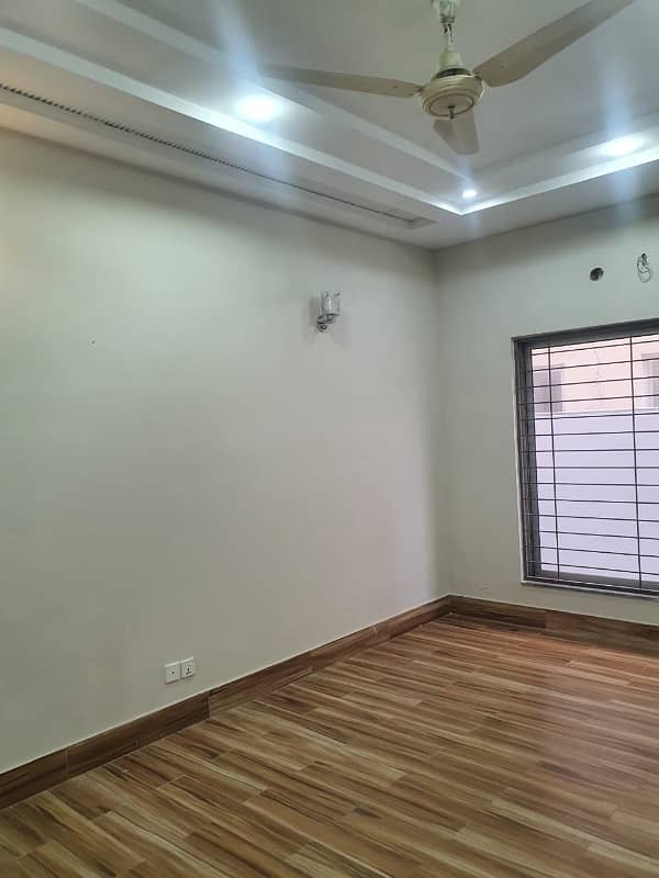 ONE KANAL UPPER PORTION AVAILABLE FOR RENT IN VALENCIA TOWN LAHORE 6