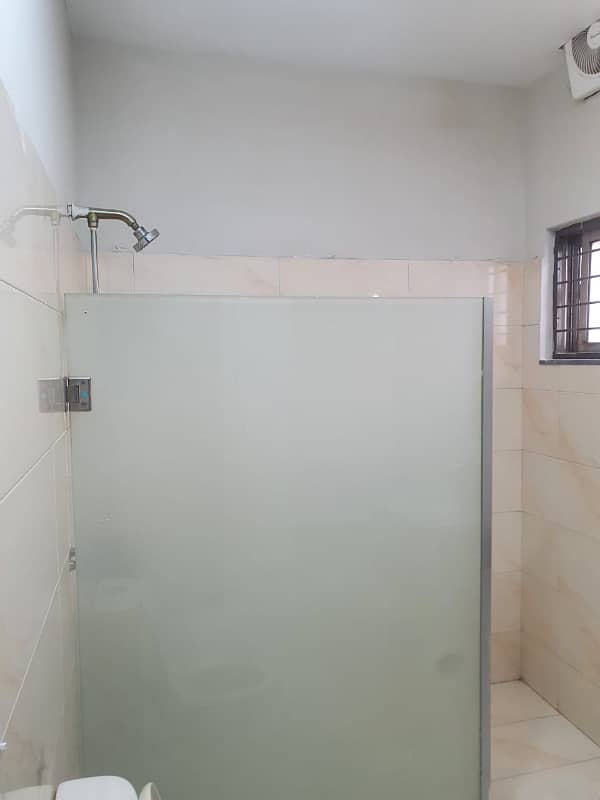 ONE KANAL UPPER PORTION AVAILABLE FOR RENT IN VALENCIA TOWN LAHORE 10