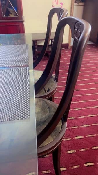 Dining Tables For sale 6 Seater\ 6 chairs dining table\glass top 1