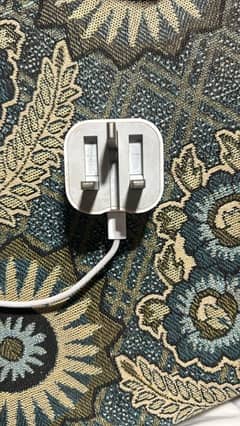 i phone 20 watt orignal adapter 0