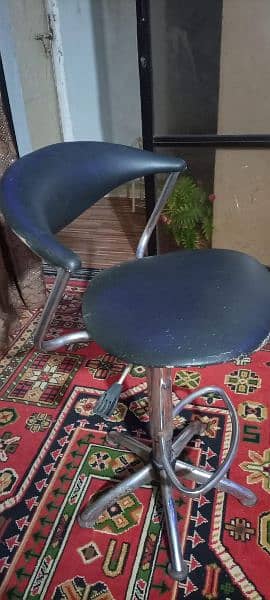 baby cutting poular chair for urgent sale condition 8.5/10 1