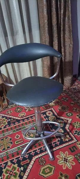 baby cutting poular chair for urgent sale condition 8.5/10 2