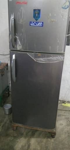 Urgent sale freezer. . . (03049056417)