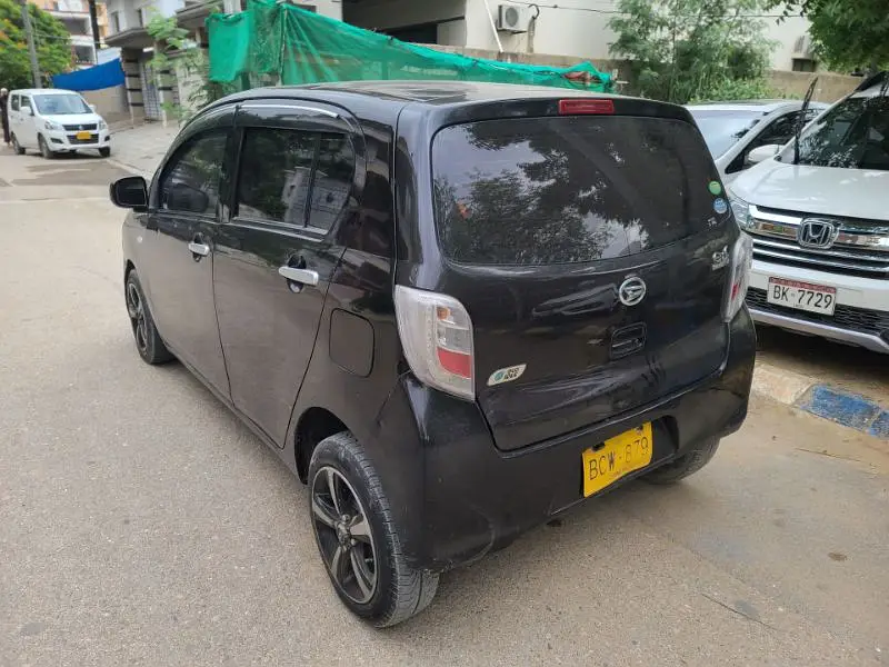 Daihatsu Mira 2012