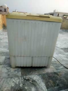 Haier Washing Machine with Dryer