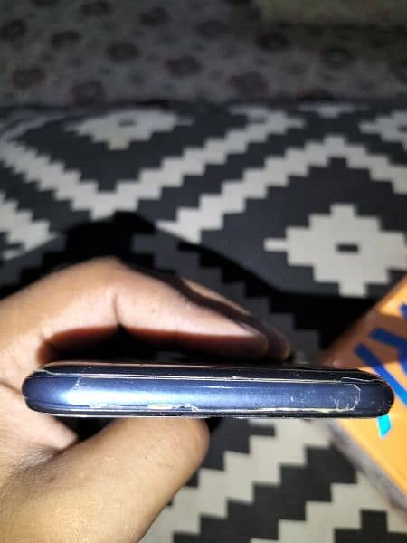 Tecno spark 6go 4gb 64gb with only box location Jaranwala only call 3