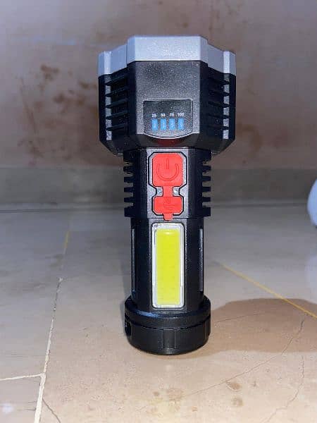 High Power COB FlashLight 2