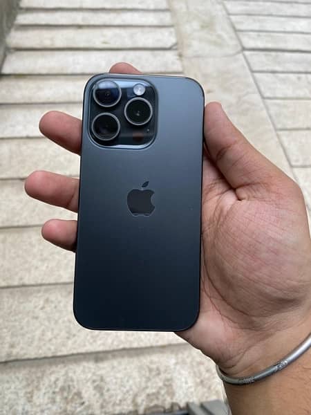 iphone 15 pro 1