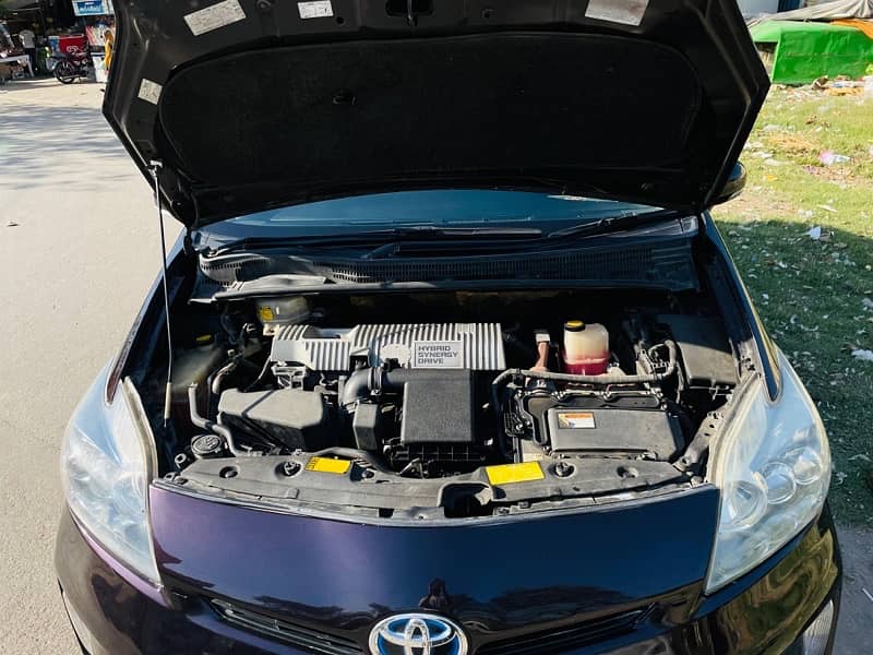 Toyota Prius 2013 8