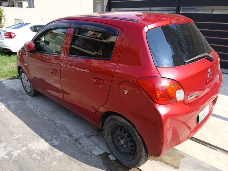 Mitsubishi Mirage 2013 / 1000cc 1