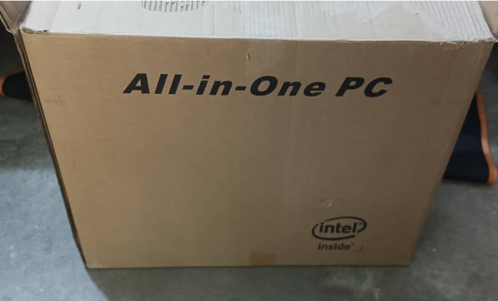 Computer for sale, hp Core i5 8th Gen 23.8 Inch AiO PC 9